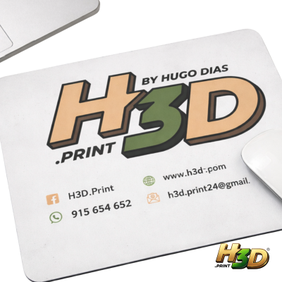 Tapete de rato branco com logo H3D.Print, contatos e parte de rato branco e laptop