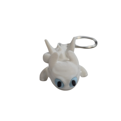 Chaveiro plástico dragão branco com olhos azuis e pretos e argola metálica