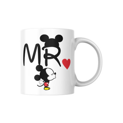 Caneca branca com design de rato cartoon e texto MR com coração vermelho