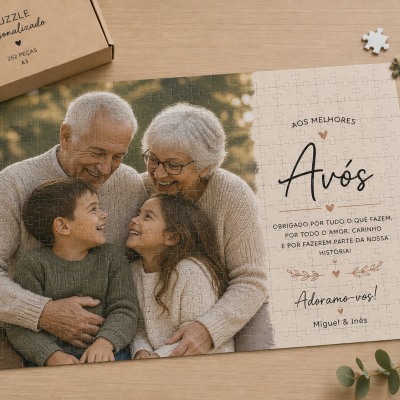 Puzzle personalizado com foto de avós e netos e texto de agradecimento em português