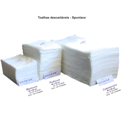 Três pilhas de toalhas descartáveis branca com etiquetas ESTETA e indicação dos tamanhos.