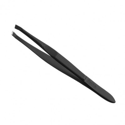 Pinça preta fina com textura antiderrapante no meio sobre fundo branco