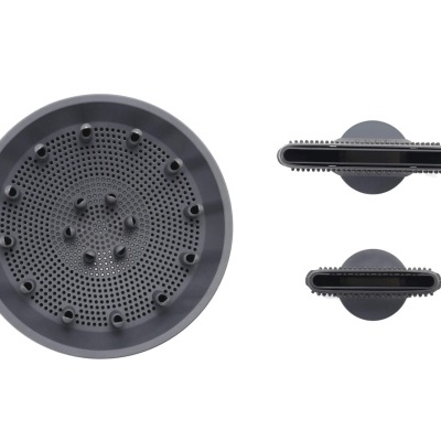 Difusor de cabelo preto cinzento em fundo branco