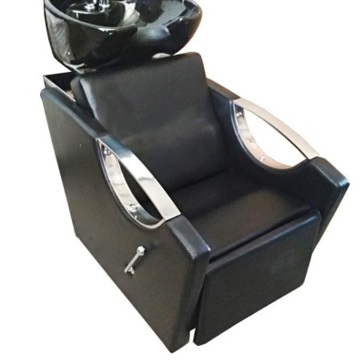 Cadeira de cabeleireiro preta com lavatório acoplado