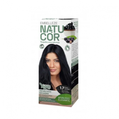 Embalagem de tinta capilar NATUCOR Preto Azulado com ingredientes naturais e texto vegano.