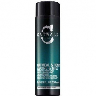 Frasco preto e verde de shampoo condicionador Catwalk TIGI Oatmeal & Honey