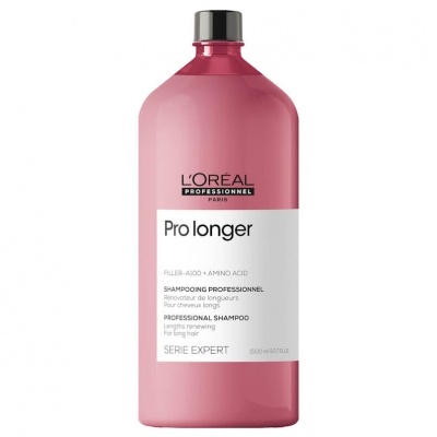 Frasco rosa de champô L'Oréal Professionnel Pro longer com etiqueta branca