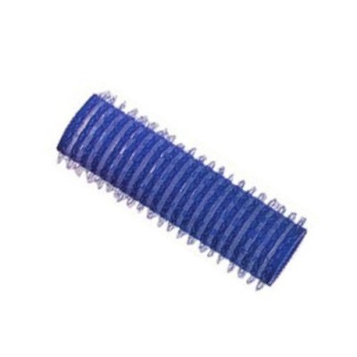 Ferramenta azul para pentear cabelo em fundo branco