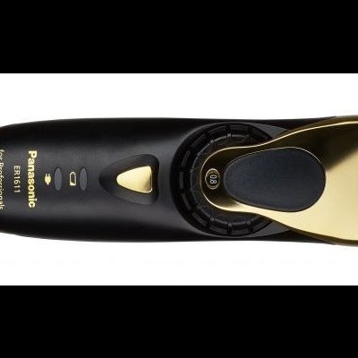 Máquina de cortar cabelo Panasonic preto e dourado