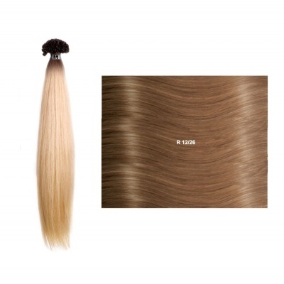 Extensão de cabelo liso castanho claro e amostra de cabelo ondulado com código R 12/26