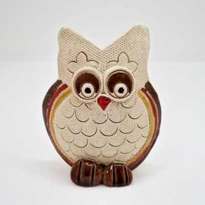 Escultura decorativa de coruja em cerâmica texturizada