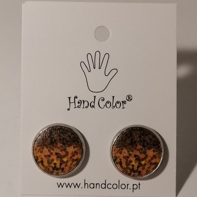 Par de brincos redondos com padrão marmoreado castanho e laranja em cartão Hand Color
