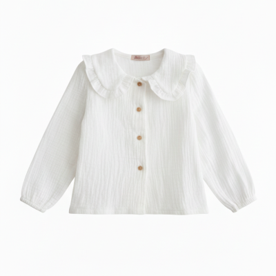 Blusa branca para criança com botões e gola folhada