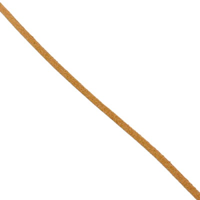 Tira comprida de couro ou camurça castanha clara sobre fundo branco