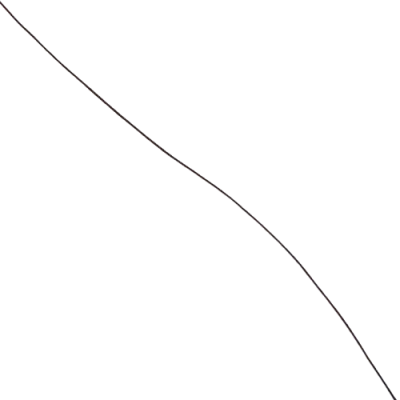 Cabo preto fino curvado em fundo branco