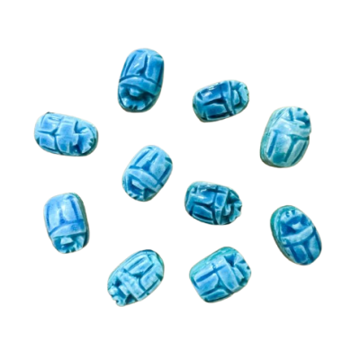 contas azuis escaravelho com padrões gravados