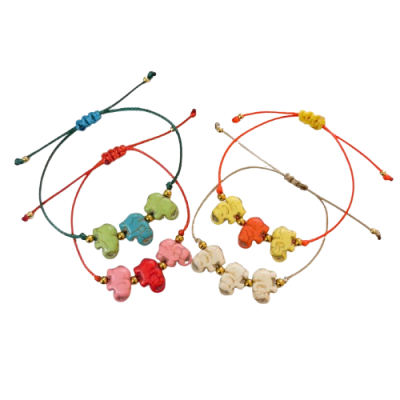 Pulseiras coloridas com pingentes de elefantes de cerâmica e fios reguláveis