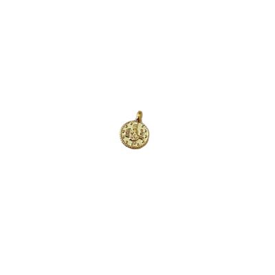 Pingente redondo dourado com detalhes gravados
