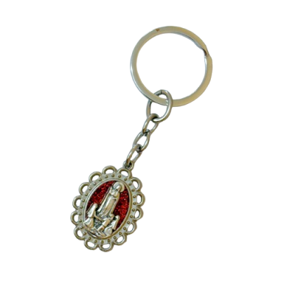 Porta-chaves metálico com medalha religiosa oval prateada