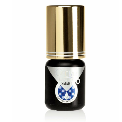 frasco pequeno de verniz com tampa dourada e etiqueta com texto SMART
