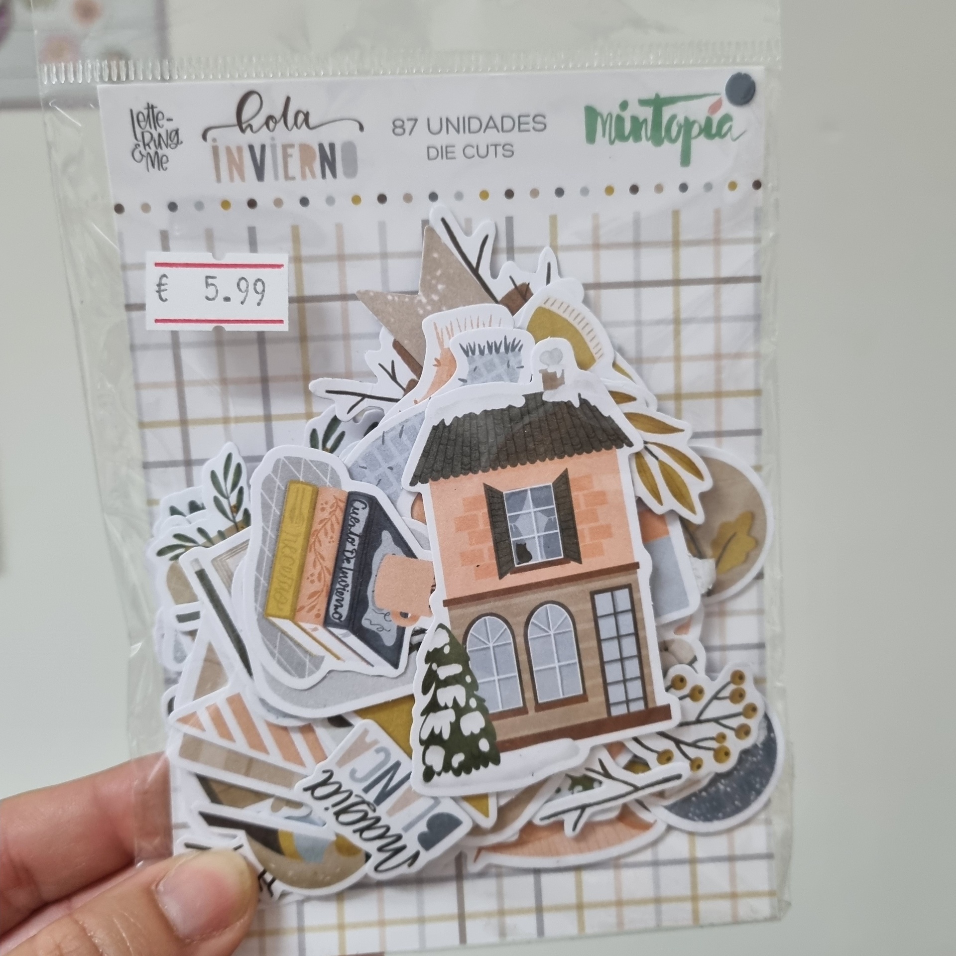 Pacote de die cuts com ilustrações de inverno e preço de €5.99