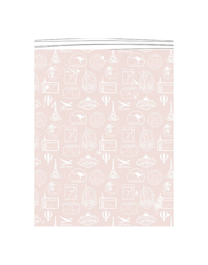 Sacola plástica transparente com padrão branco de ícones de viagens e faixas cinza