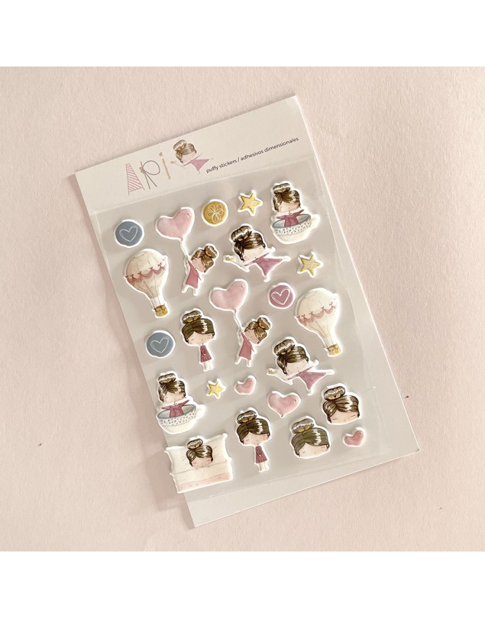 Adesivos vinil translúcido com desenhos de figuras femininas, balões de ar quente e corações