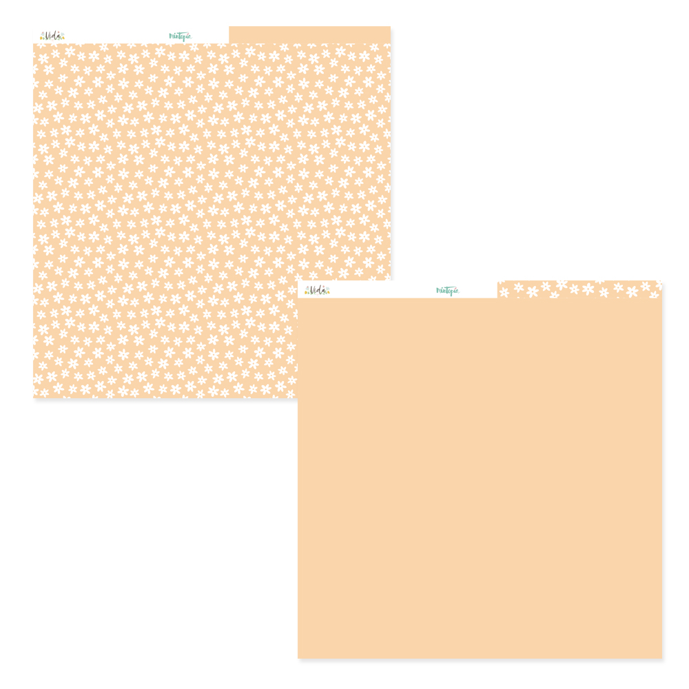 Papéis decorativos quadrados com padrão de estrelas e cor de pêssego