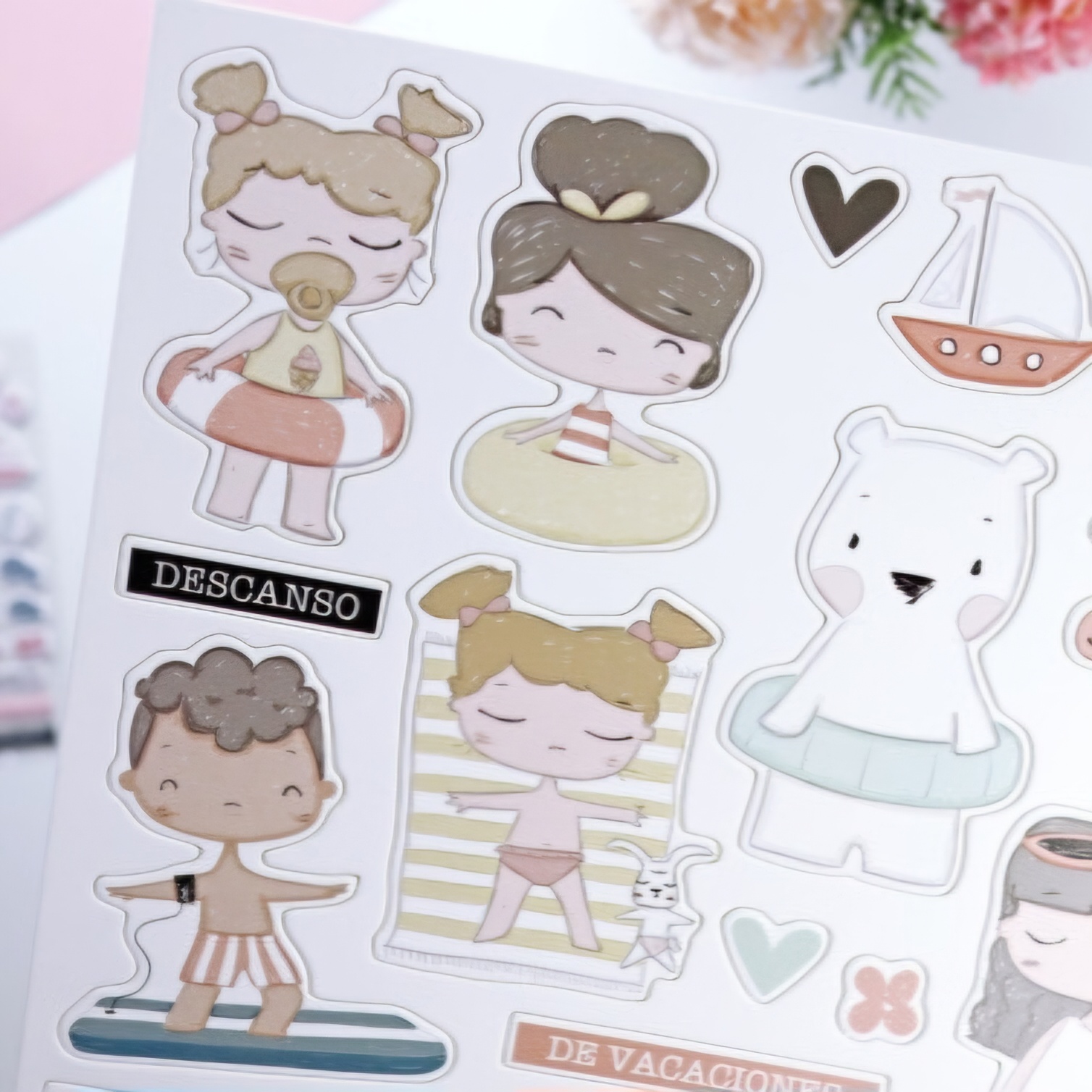 Autocolantes de crianças e animais em temas de praia e férias