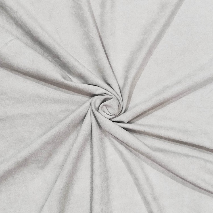 Tecido cinza claro suave dobrado em espiral