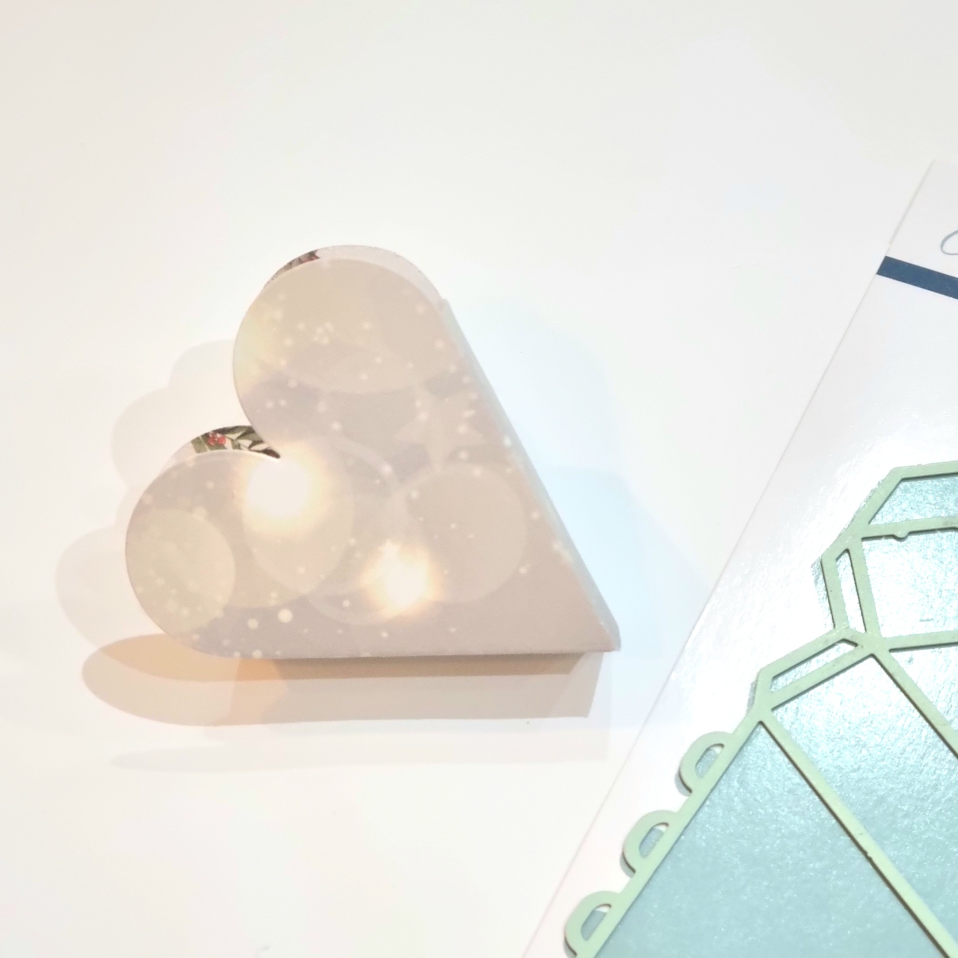 Matriz de corte formato caixa coração