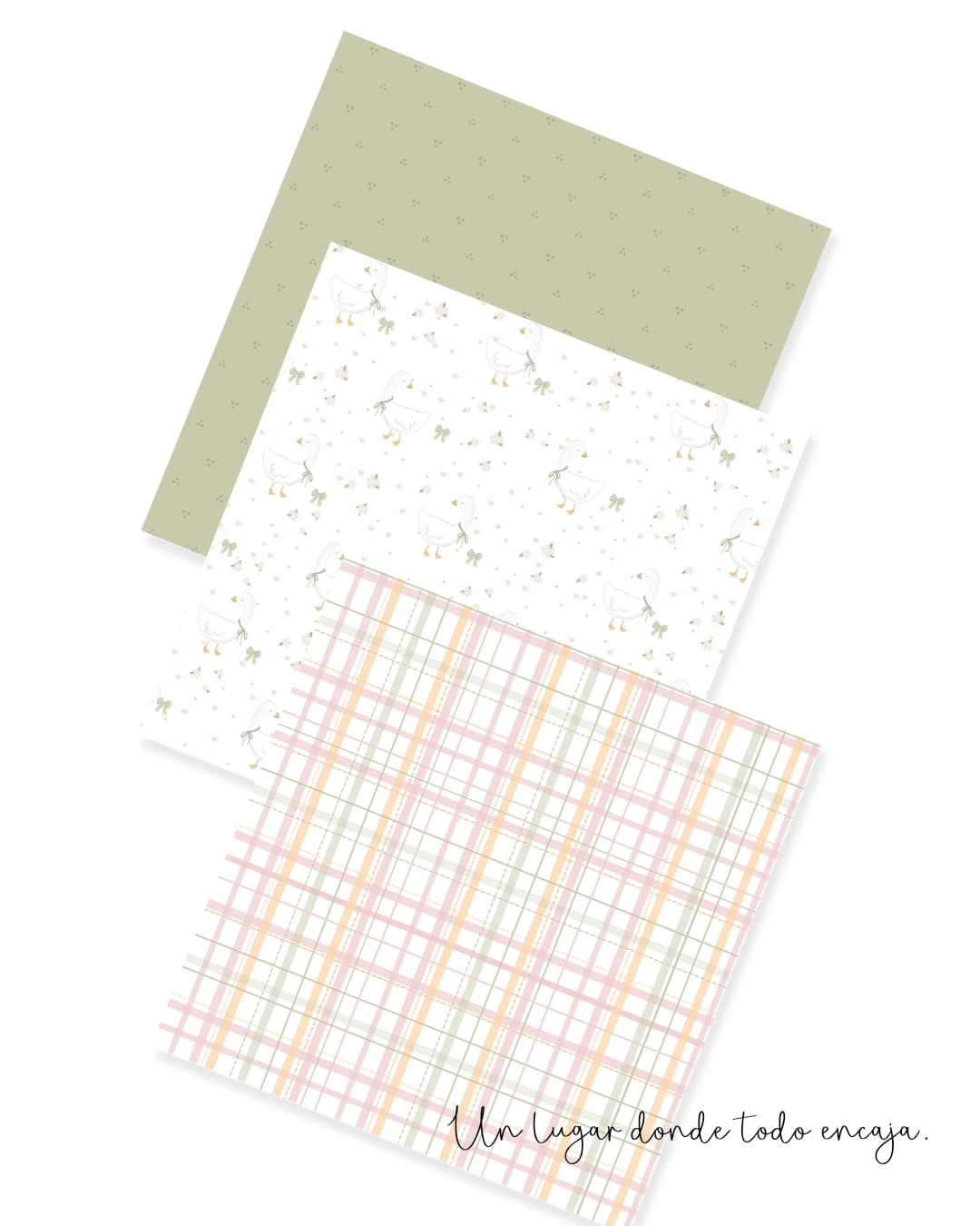 Três papéis decorativos com padrões variados sobre fundo branco