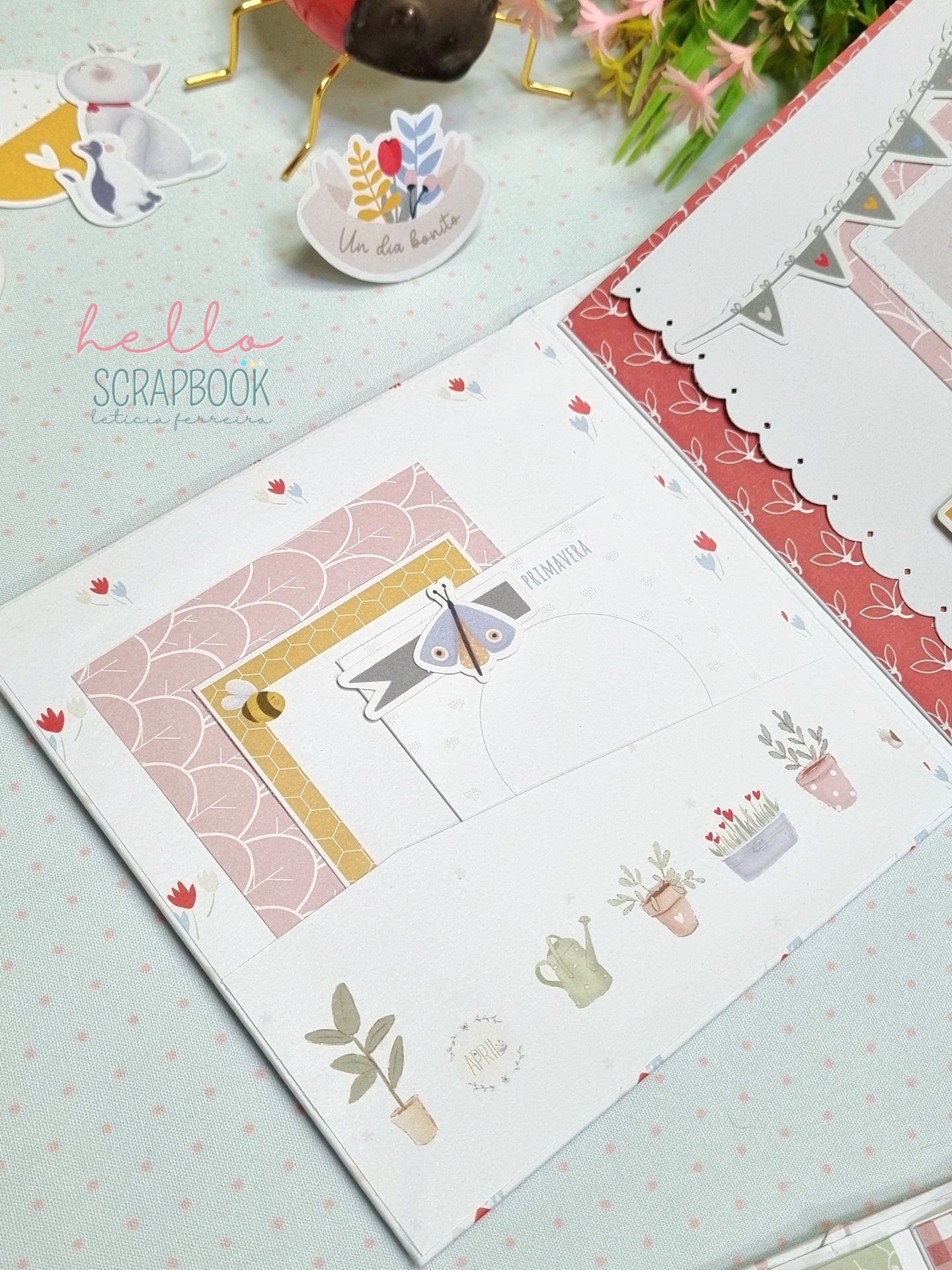 Página de scrapbook decorativa com desenhos de plantas, abelha, borboleta e texto 'FILMAGEM'