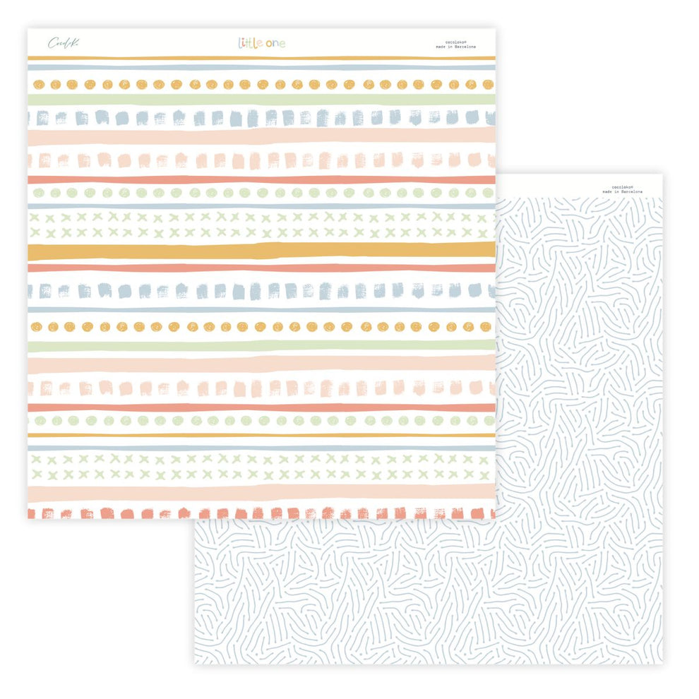 Folhas de papel decorativo com padrões coloridos em tons suaves