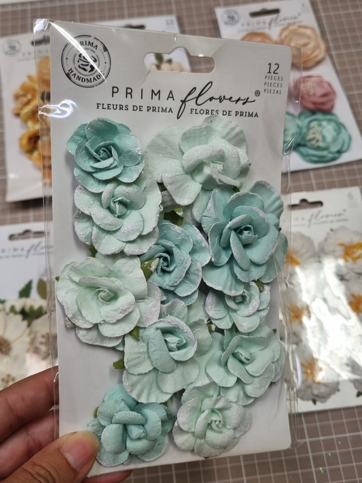 Pacote de flores decorativas artesanais azul claro Prima Flowers