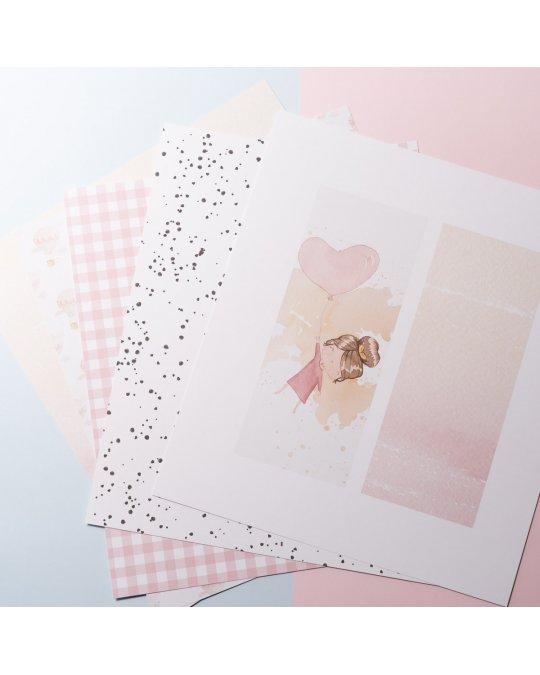 Papéis decorativos com padrões xadrez, estrelas, manchas e desenho de coelho com balão