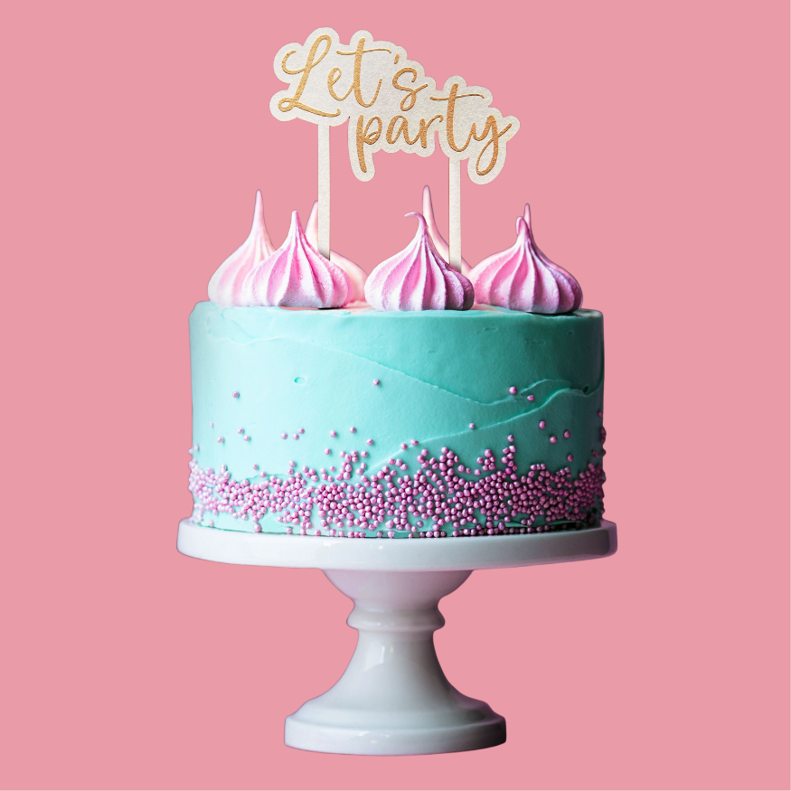 bolo azul com pérolas cor-de-rosa e topper LET'S party