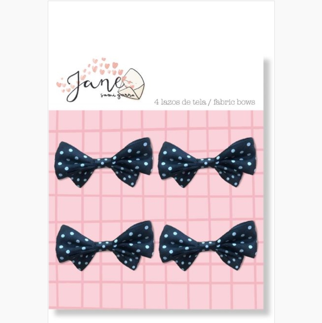 Cartão com quatro laços de tecido azul escuro com bolinhas brancas