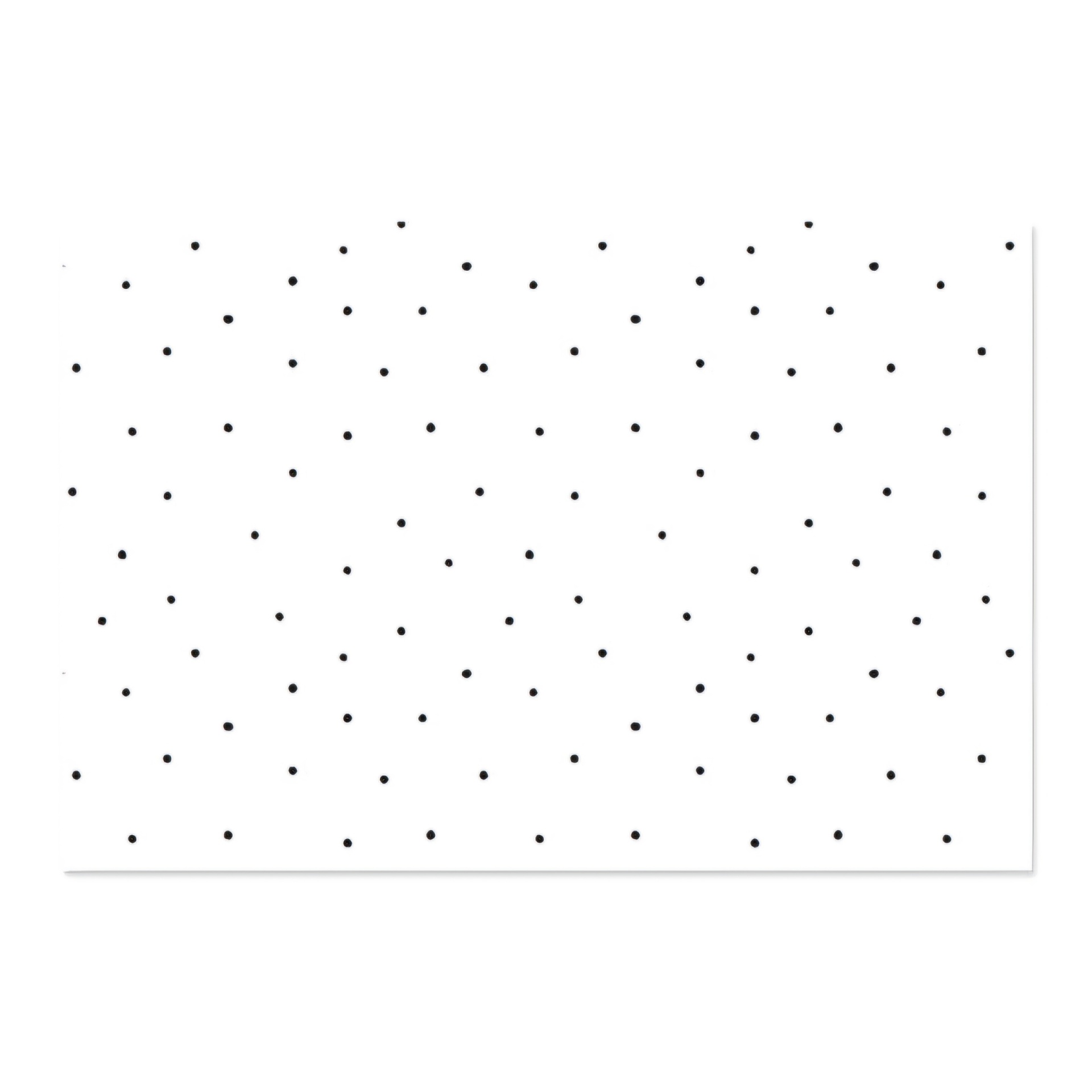 Toalha de mesa branca com padrão de pontos pretos