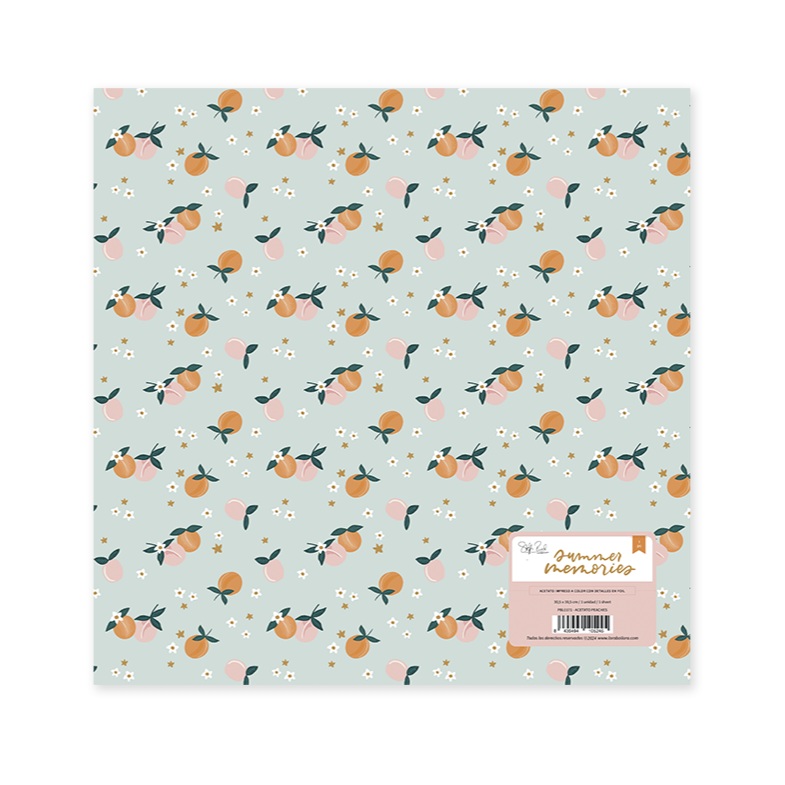 Papel decorativo com padrão de laranjas e flores em fundo azul claro