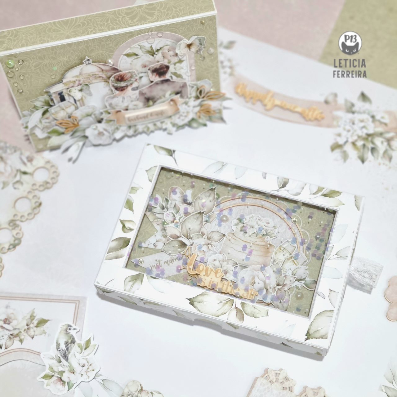 Papelaria decorativa com flores e motivos vintage em tons pastel