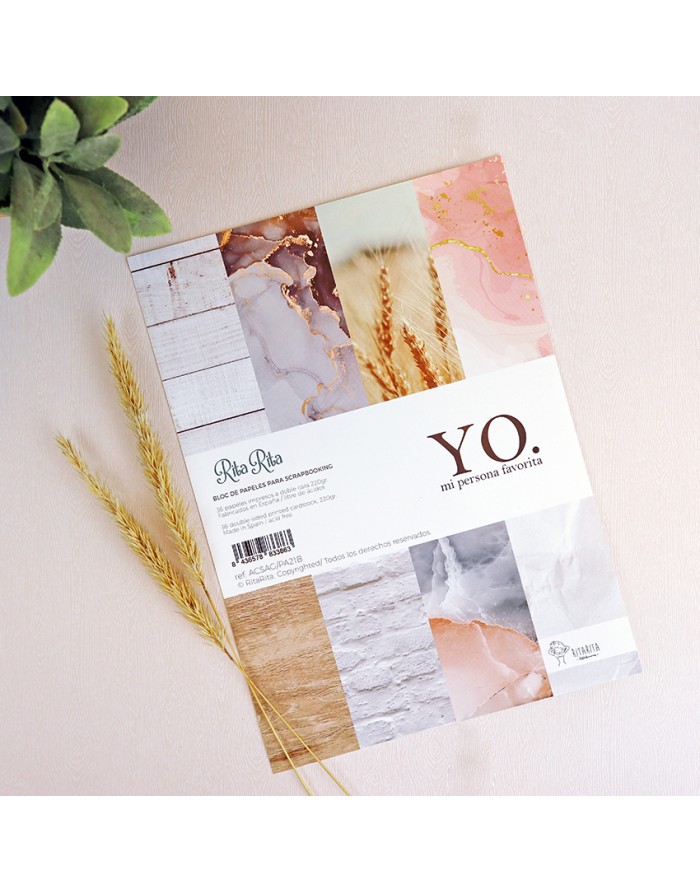 Bloco de papel para scrapbooking com capa decorada por padrões e texto YO. mi persona favorita
