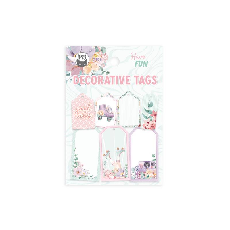 Conjunto de 8 etiquetas decorativas com desenhos florais e de patins em tons pastel