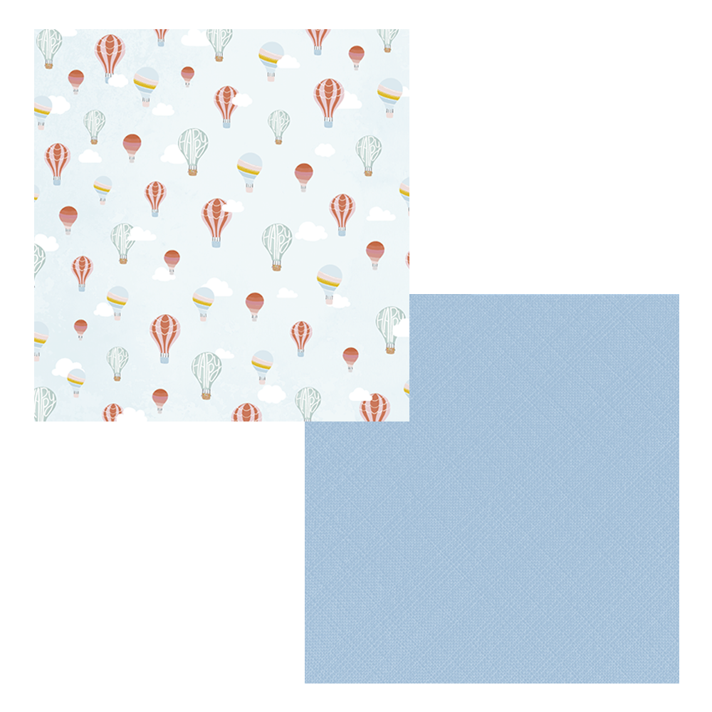 Dois tecidos quadrados, um azul claro liso e outro com padrão de balões coloridos