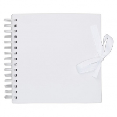 Caderno quadrado branco com laço e espiral branca