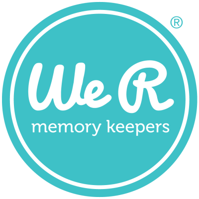 Logótipo We R memory keepers em fundo azul turquesa