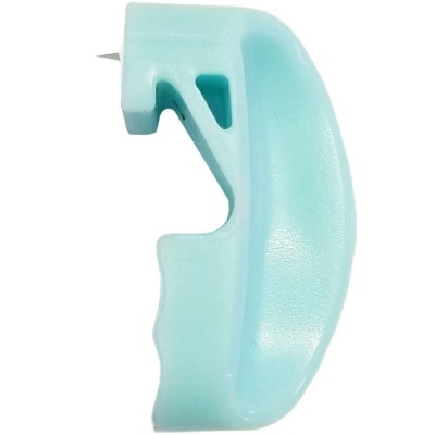 Cortador de fita azul claro com lâmina metálica