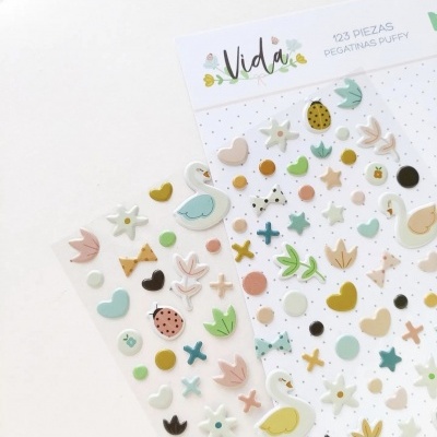 Autocolantes Puffy coloridos com vários desenhos em folha marcada como Vida