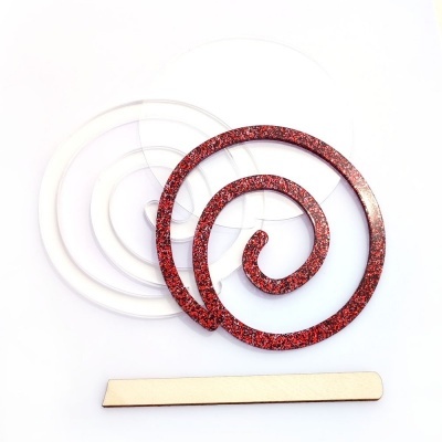 Conjunto de espirais vermelha brilhante e branca transparente com barra bege