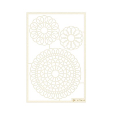 Stencil plástico com padrão de mandalas em bege claro